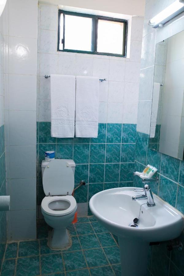 Gorillas Volcanoes Hotel Ruhengeri Ngoại thất bức ảnh