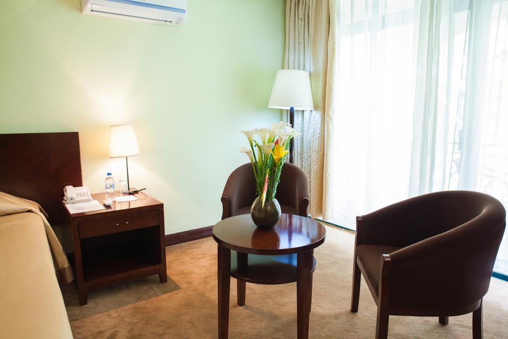 Gorillas Volcanoes Hotel Ruhengeri Ngoại thất bức ảnh