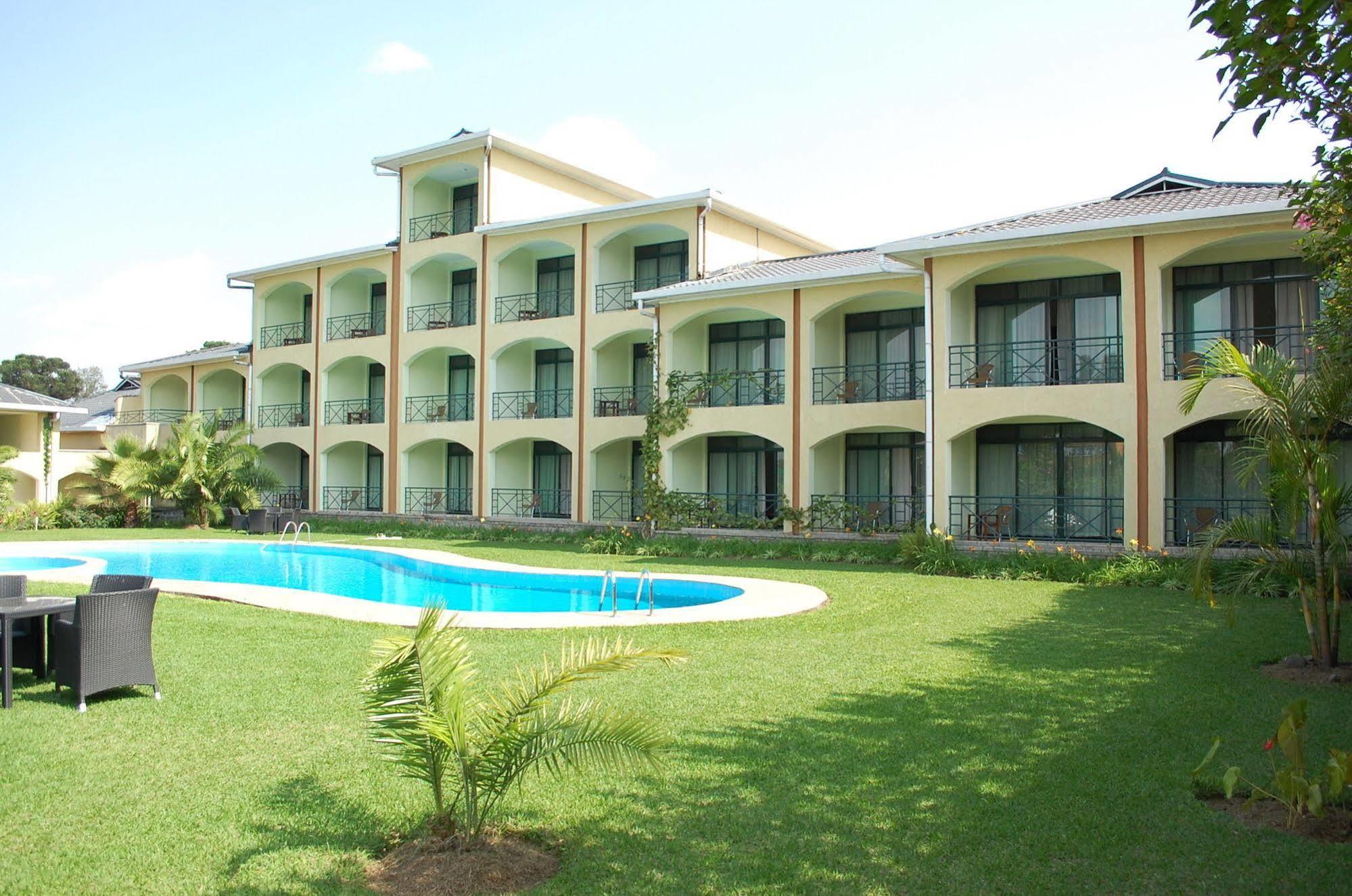 Gorillas Volcanoes Hotel Ruhengeri Ngoại thất bức ảnh