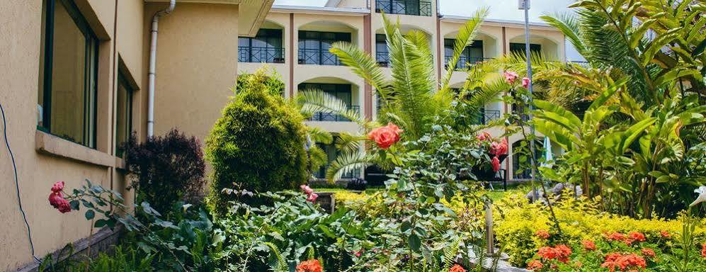 Gorillas Volcanoes Hotel Ruhengeri Ngoại thất bức ảnh
